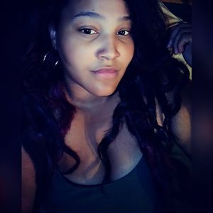 Meet your Posher, Mzqueen